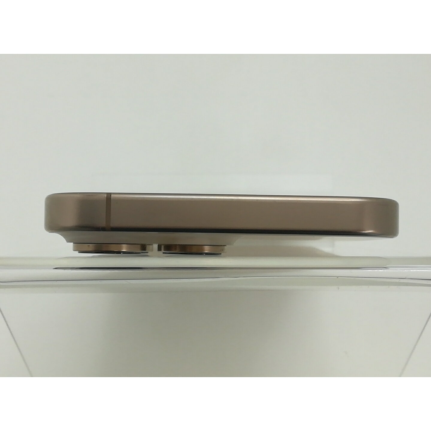 【中古】Apple 国内版 【SIMフリー】 iPhone 16 Pro Max 512GB デザートチタニウム MYWN3J/A【静岡】保証期間1ヶ月【ランクB】