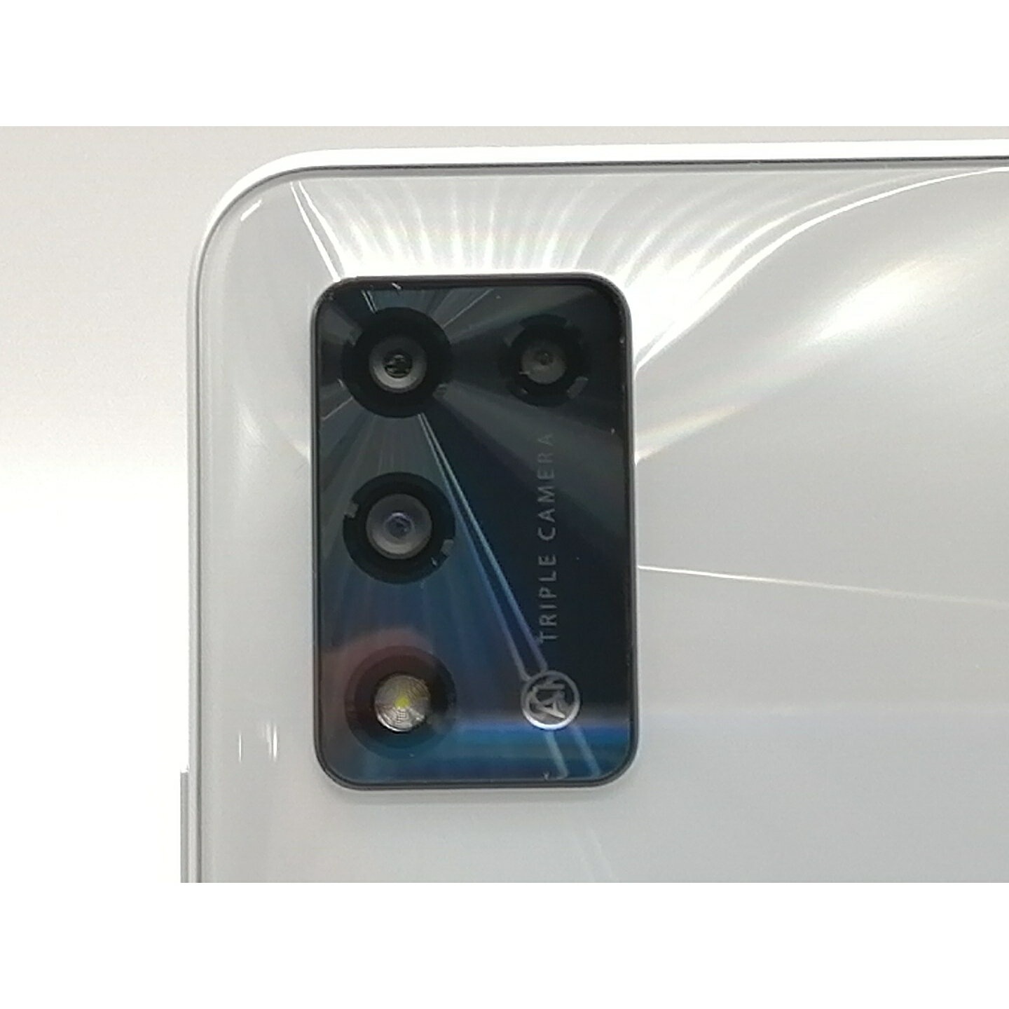 【中古】ZTE ymobile 【SIMフリー】 Libero 5G II ホワイト 4GB 64GB A103ZT【大阪本店】保証期間1ヶ月【ランクB】