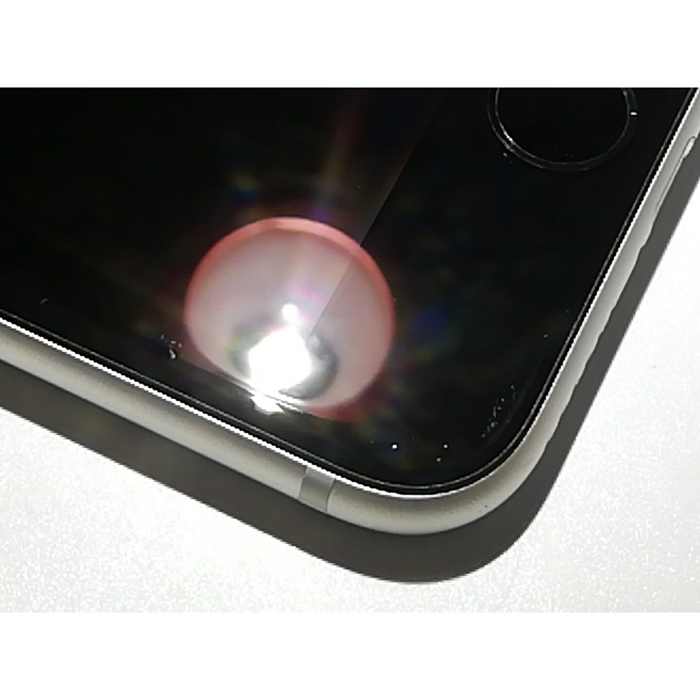 【中古】Apple docomo 【SIMフリー】 iPhone SE（第3世代） 128GB スターライト MMYG3J/A【大宮東口】保証期間1ヶ月【ランクB】