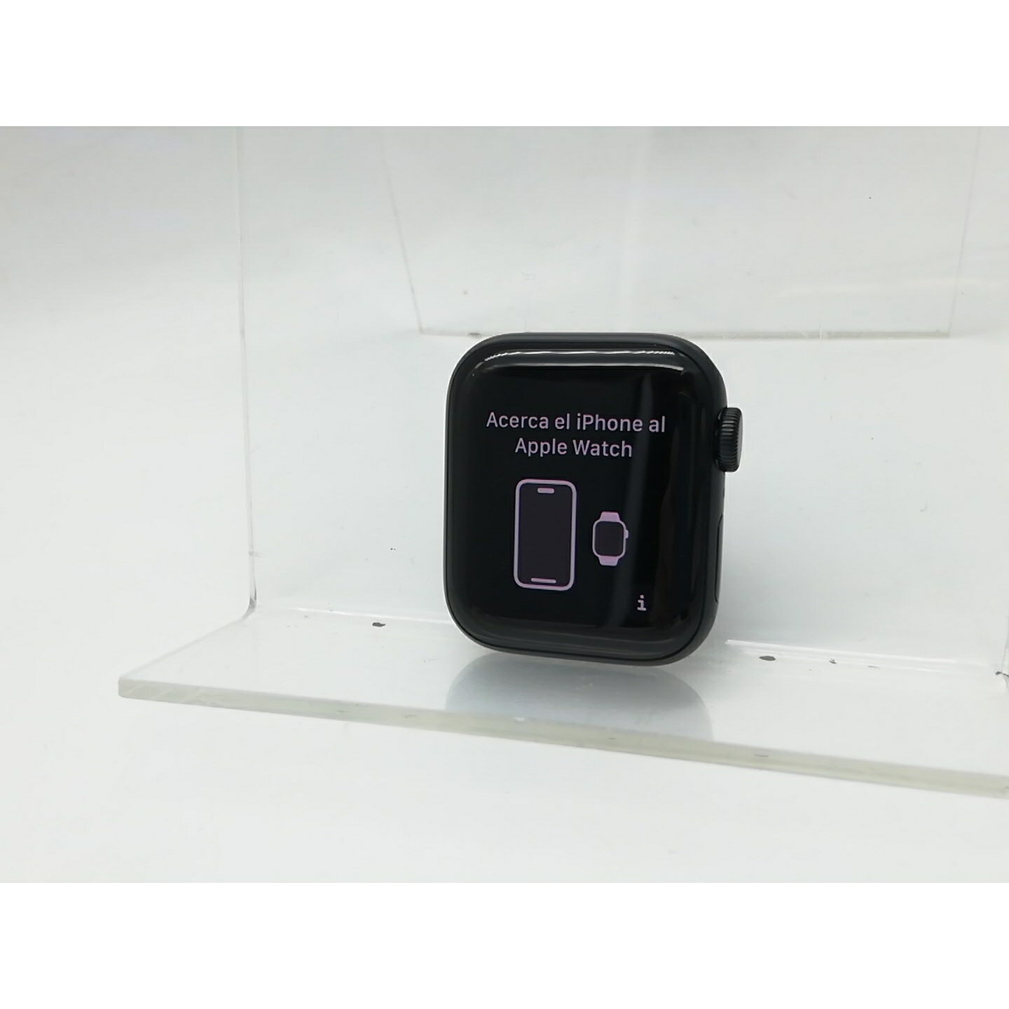 【中古】Apple Apple Watch SE2 40mm GPS ミッドナイトアルミニウムケース/ミッドナイトスポーツバンド MNJT3J/A【新宿東口】保証期間1..