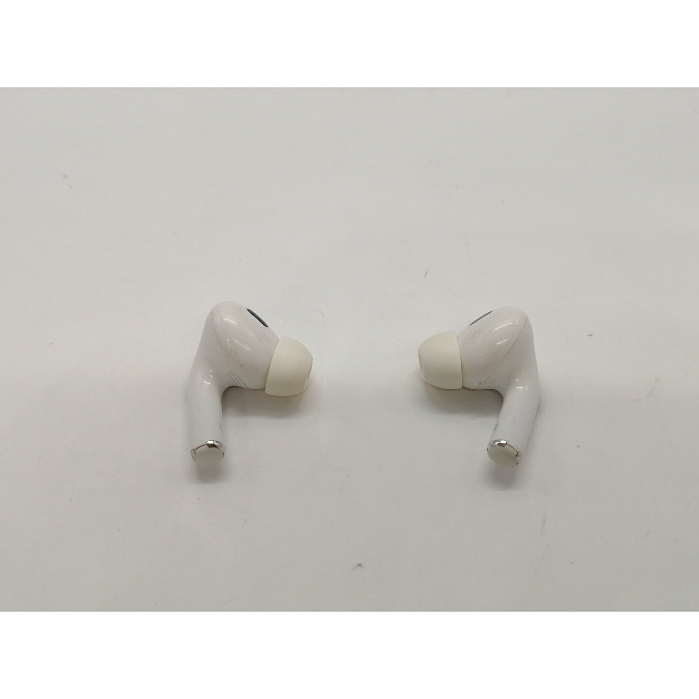 【中古】Apple AirPods Pro 第2世代(2022/Lightning) MQD83J/A【東池袋1丁目】保証期間1週間