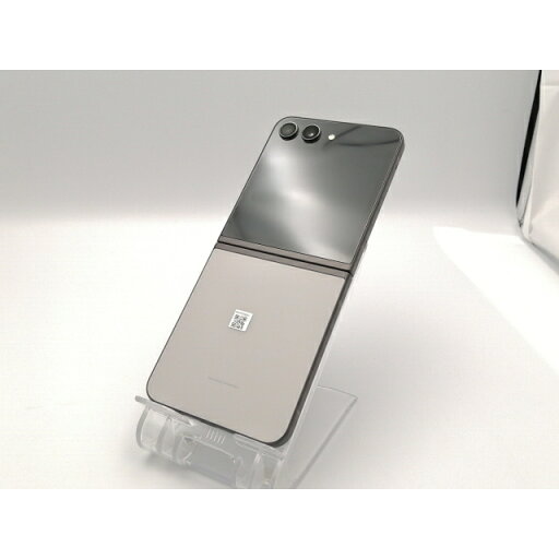 【中古】SAMSUNG 国内版 【SIMフリー】 Galaxy Z Flip5 グレー 8GB 512GB SM-F731QZUESJP【ECセンター】保証期間1ヶ月【ランクA】 【中古】SAMSUNG 国内版 【SIMフリー】 Galaxy Z Flip5 グレー 8GB 512GB SM-F731QZUESJP【ECセンター】保証期間1ヶ月【ランクA】