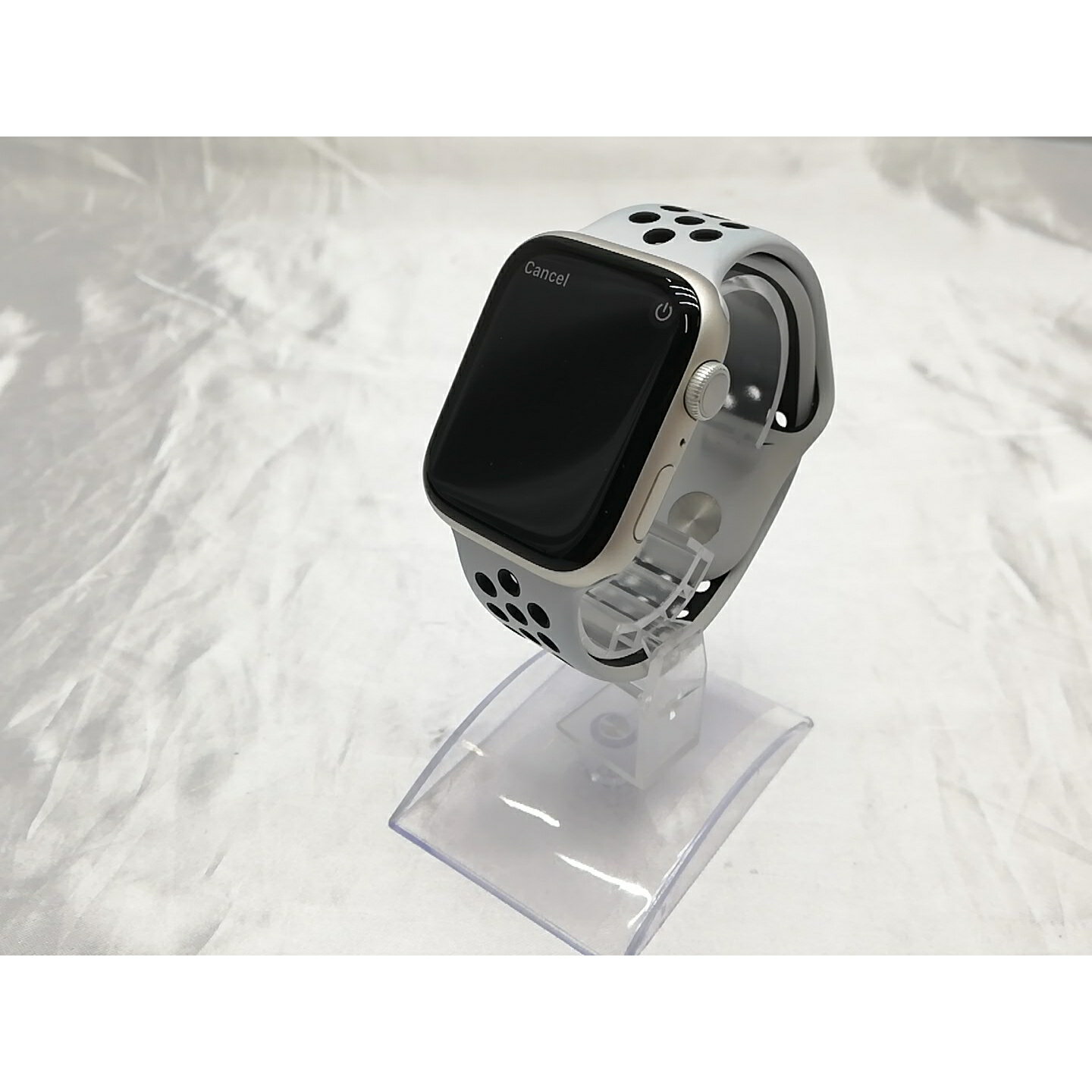 【中古】Apple Apple Watch Nike Series7 GPS 45mm スターライトアルミ/スポーツバンド ピュアプラチナム/ブラックNike【ECセンター】保証期間1ヶ月【ランクC】