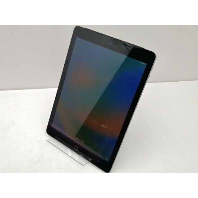 【中古】Apple au 【SIMロック解除済み】 iPad（第6世代/2018） 32GB スペースグレイ MR6N2J/A【仙台イービーンズ】保証期間1ヶ月【ランクB】