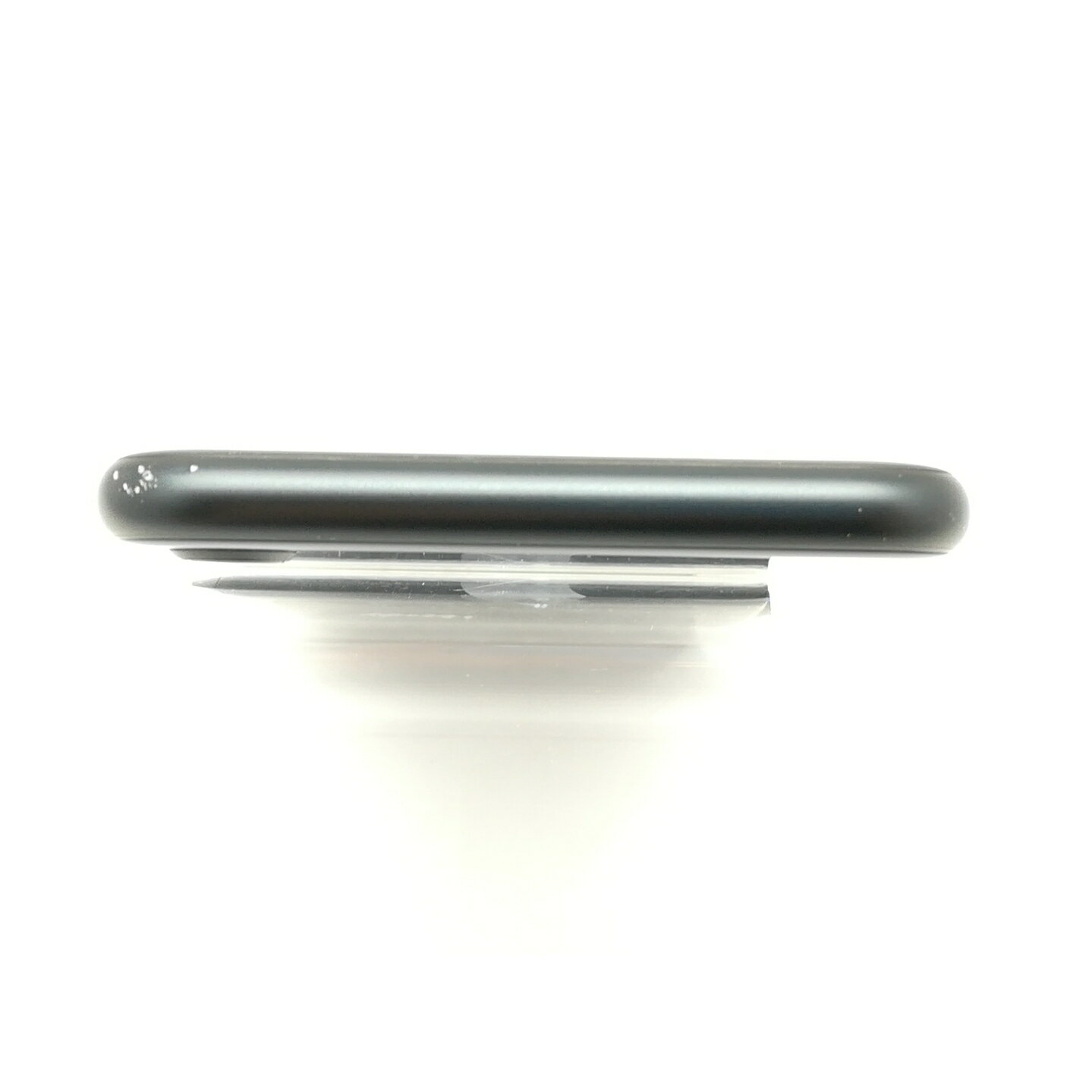 【中古】Apple docomo 【SIMフリー】 iPhone SE（第3世代） 64GB ミッドナイト MMYC3J/A【鹿児島中町】保証期間1ヶ月【ランクB】