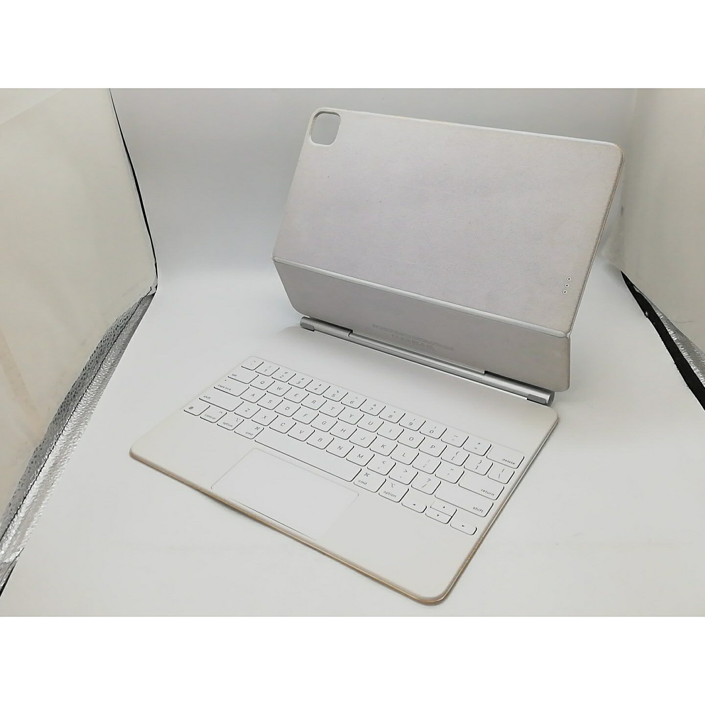 šApple Magic Keyboard ѸUS ۥ磻 iPad Pro 12.93/4/5/6 MJQL3LL/A...