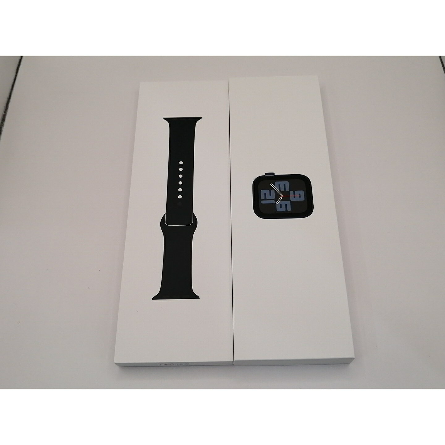 【未使用】Apple Apple Watch SE2 44mm GPS ミッドナイトアルミニウムケース/ミッドナイトスポーツバンド (M/L) MXEK3J/A【大須アメ横】保証期間3ヶ月