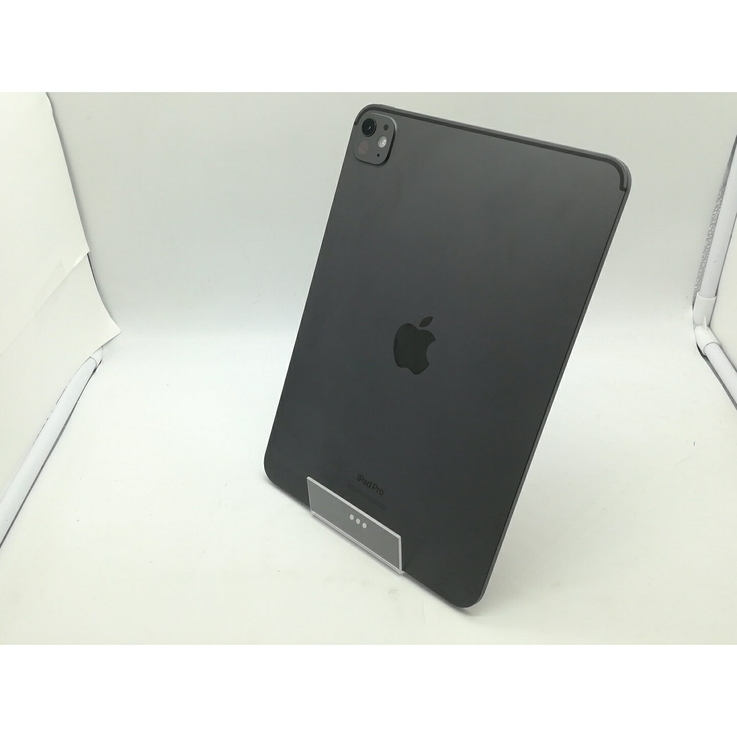 【中古】Apple 【Wi-Fi】 11インチ iPad Pro(M4/2024) 256GB スペースブラック 標準ガラス MVV83J/A【大須アメ横】保証期間1ヶ月【ランクB】