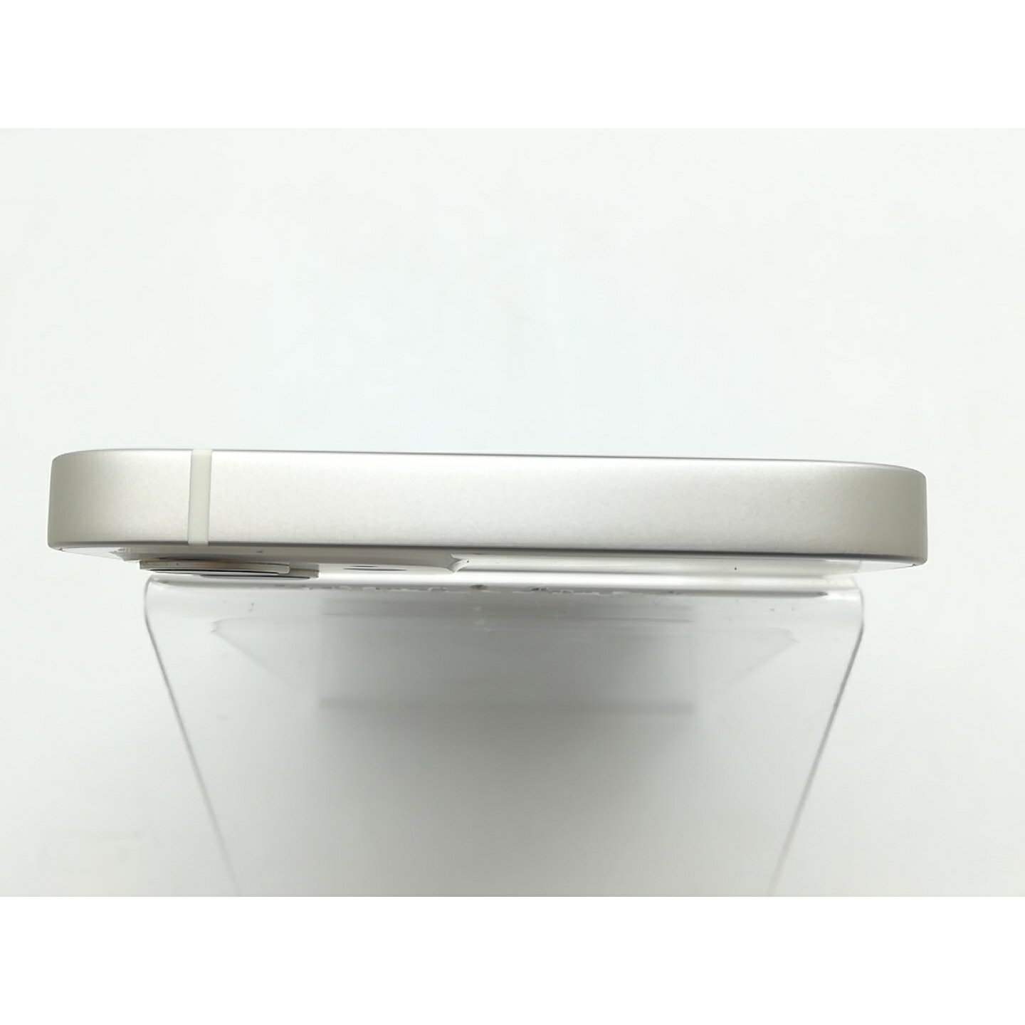 【中古】Apple docomo 【SIMロック解除済み】 iPhone 12 64GB ホワイト MGHP3J/A【柏】保証期間1ヶ月【ランクA】