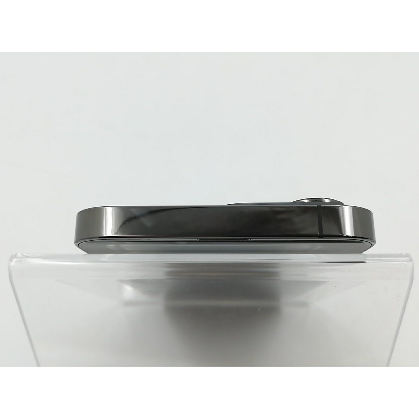 【中古】Apple docomo 【SIMフリー】 iPhone 13 Pro 256GB グラファイト MLUN3J/A【千葉】保証期間1ヶ月【ランクC】