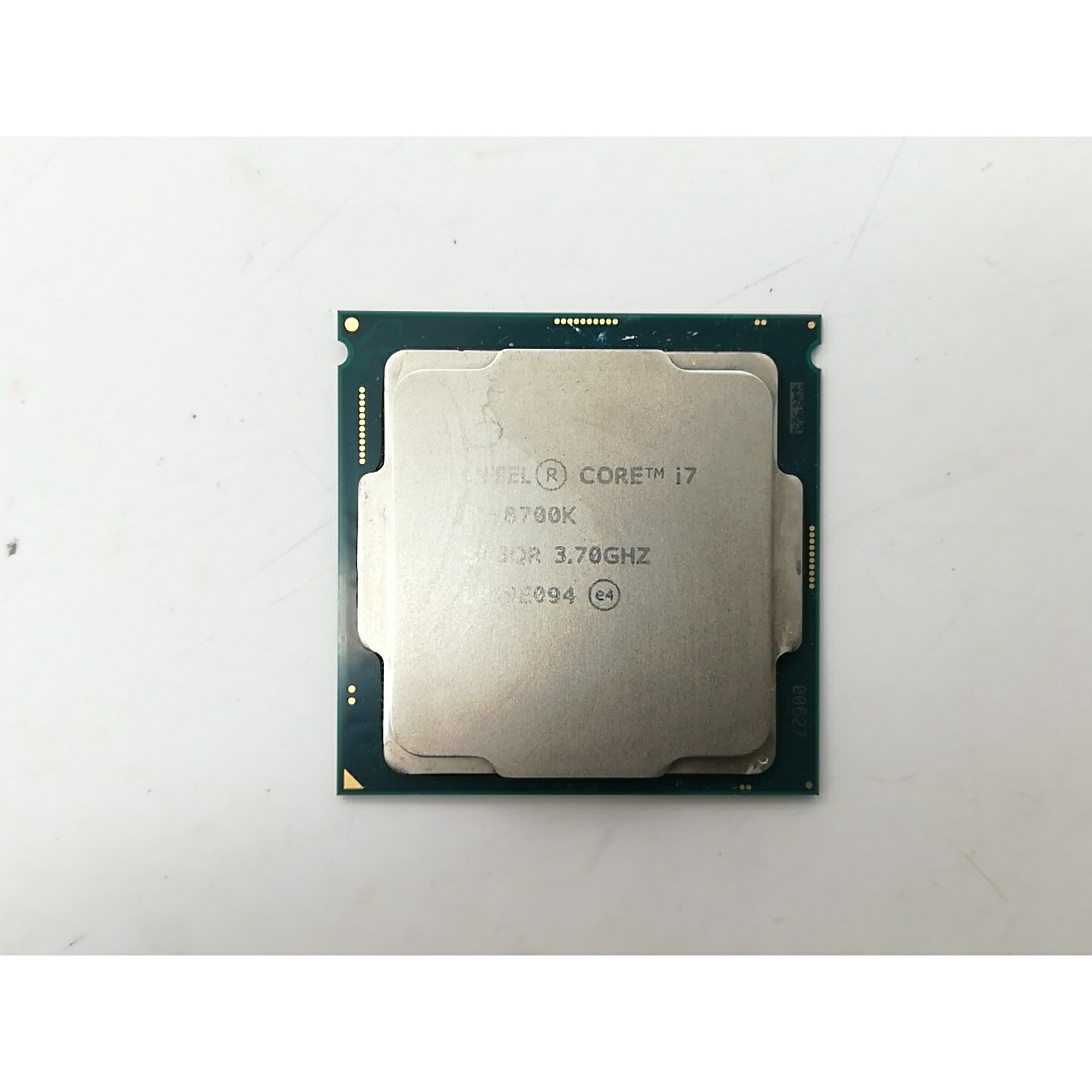 【中古】Intel Core i7-8700K (3.7GHz/TB:4.7GHz) BOX LGA1151/6C/12T/L3 12M/UHD630/TDP95W【千葉】保証期間1週間