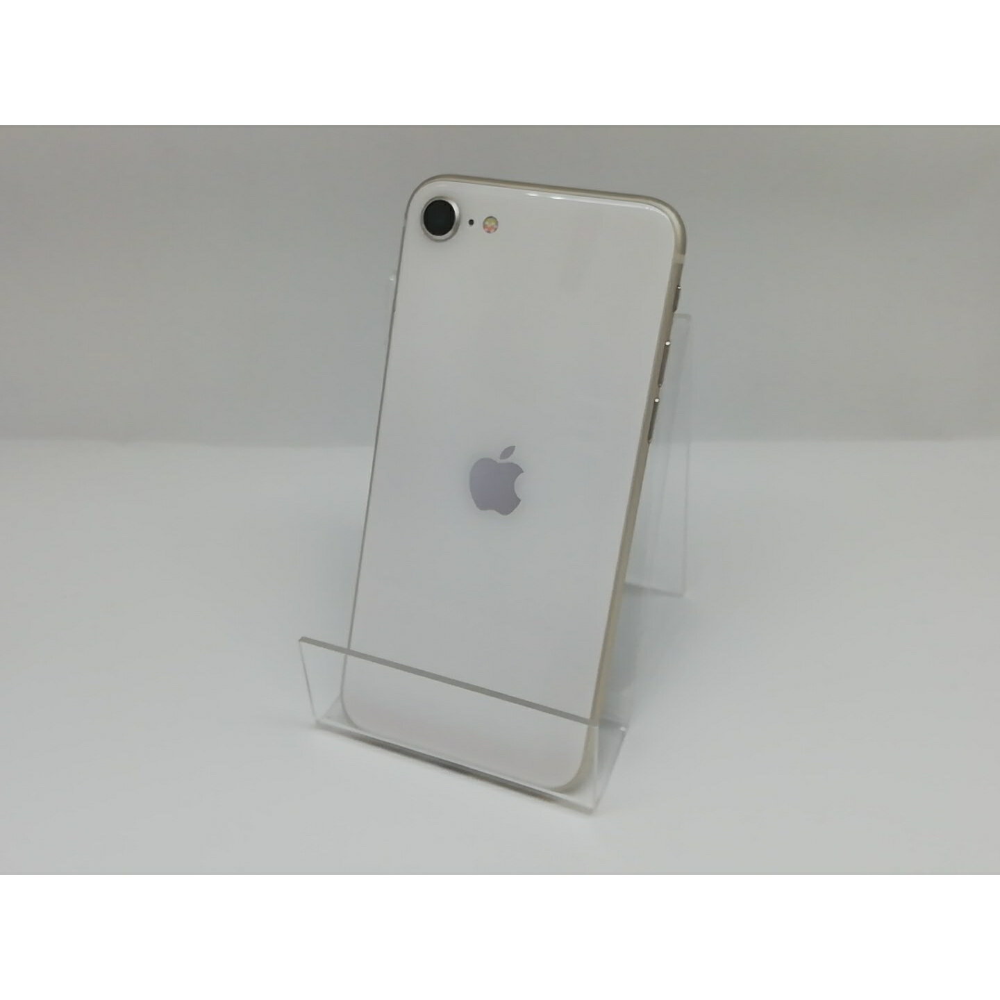 【中古】Apple au 【SIMフリー】 iPhone SE（第3世代） 64GB スターライト MMYD3J/A【宇田川】保証期間1ヶ月【ランクB】
