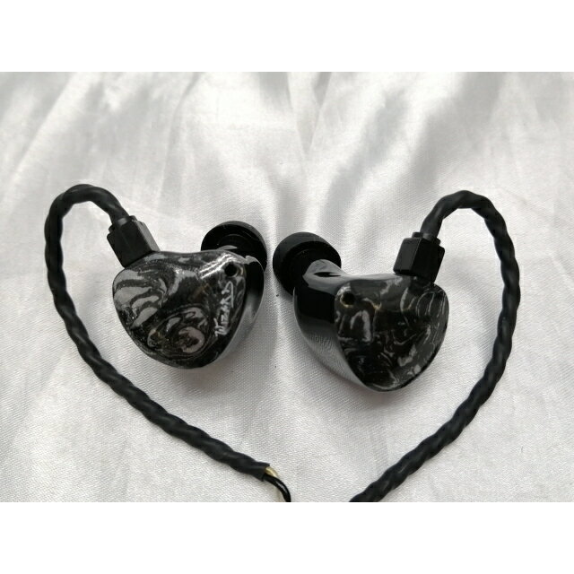 【中古】Noble Audio KHAN NOB-KHAN【宇田川】保証期間1ヶ月【ランクA】のサムネイル