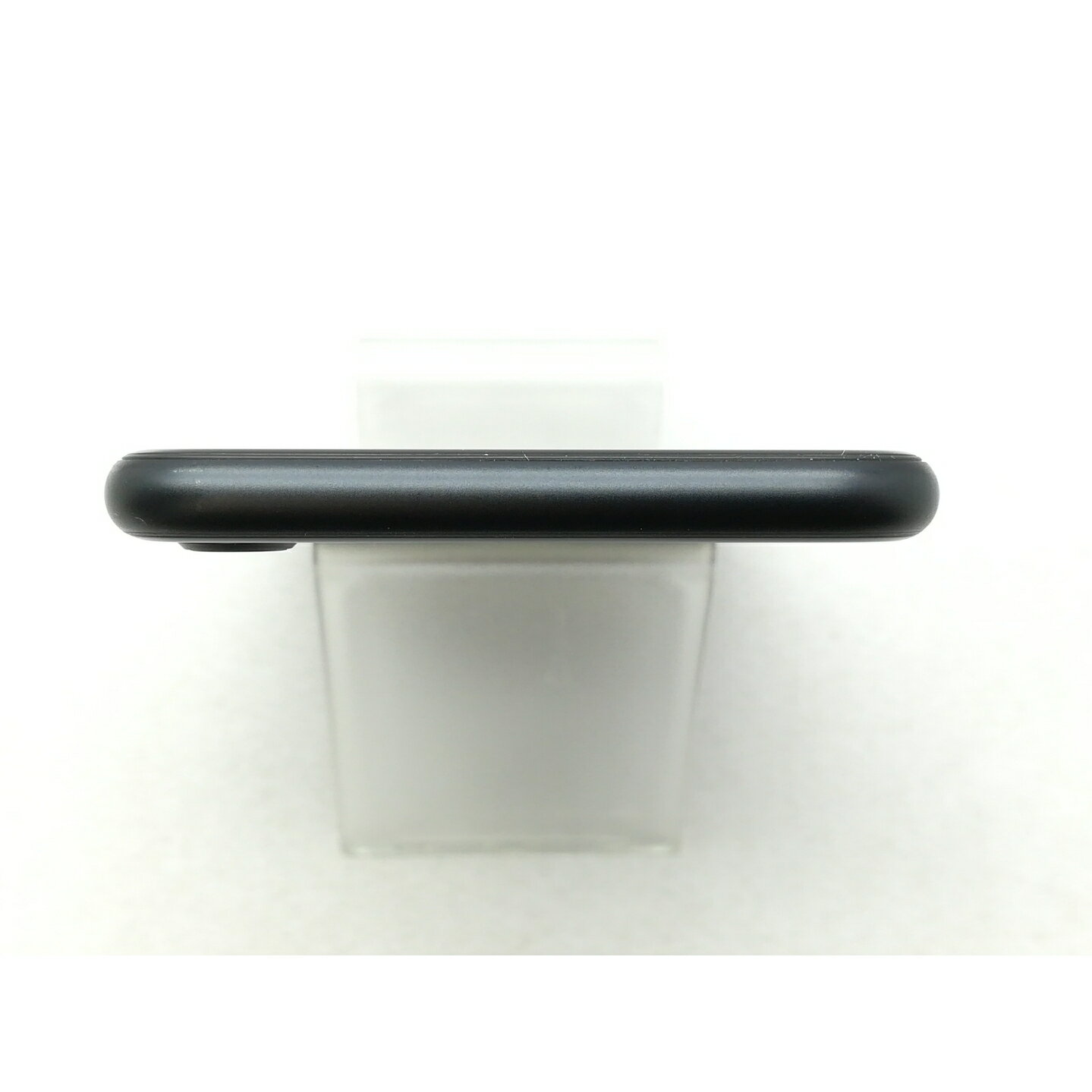 【中古】Apple SoftBank 【SIMロック解除済み】 iPhone SE（第2世代） 64GB ブラック MHGP3J/A（後期型番）【新橋】保証期間1ヶ月【ランクA】