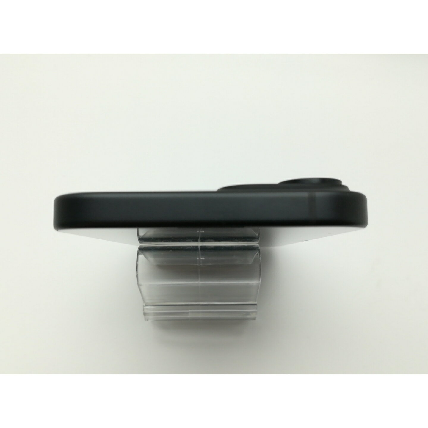 【中古】Apple docomo 【SIMフリー】 iPhone 15 128GB ブラック MTMH3J/A【新橋】保証期間1ヶ月【ランクB】