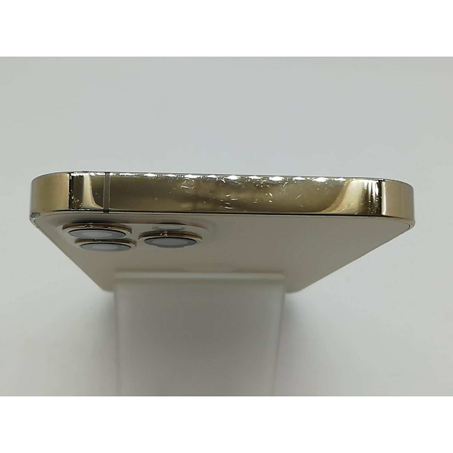 【中古】Apple SoftBank 【SIMロック解除済み】 iPhone 12 Pro 128GB ゴールド MGM73J/A【秋葉本店】保証期間1ヶ月【ランクB】