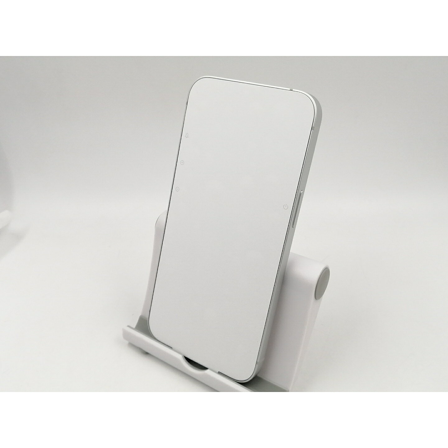 【未使用】Apple 国内版 【SIMフリー】 iPhone 16e 128GB ホワイト MD1R4J/A【秋葉本店】保証期間3ヶ月