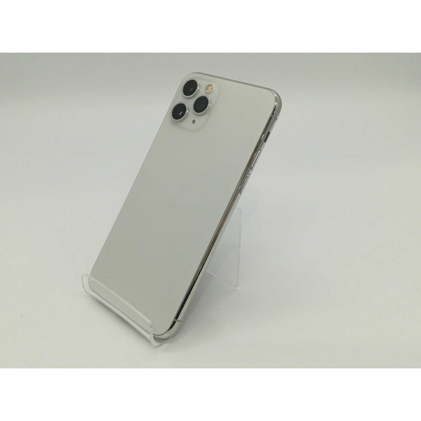 【中古】Apple SoftBank 【SIMロック解除済み】 iPhone 11 Pro 64GB シルバー MWC32J/A【大須2】保証期間1ヶ月【ランクB】