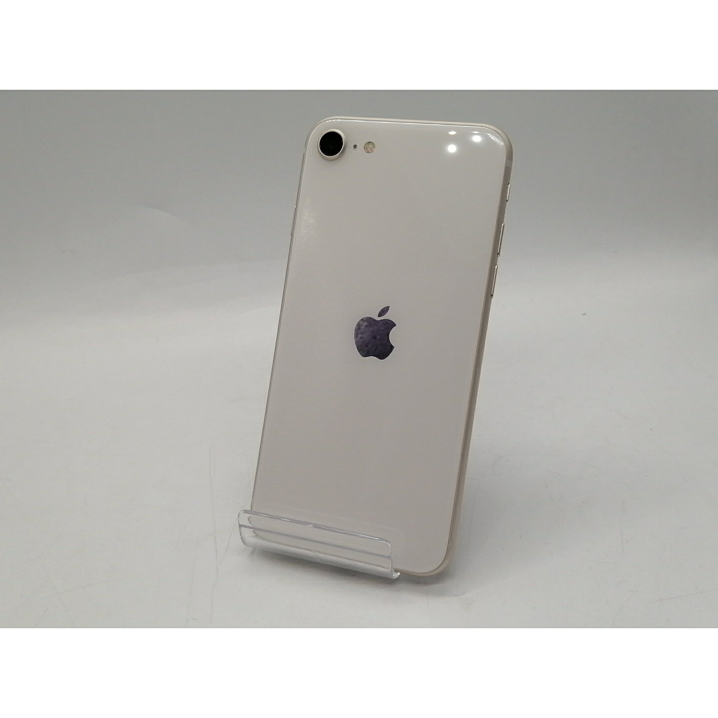 【中古】Apple docomo 【SIMフリー】 iPhone SE(第3世代) 64GB スターライト MMYD3J/A【大須2】保証期間1ヶ月【ランクB】