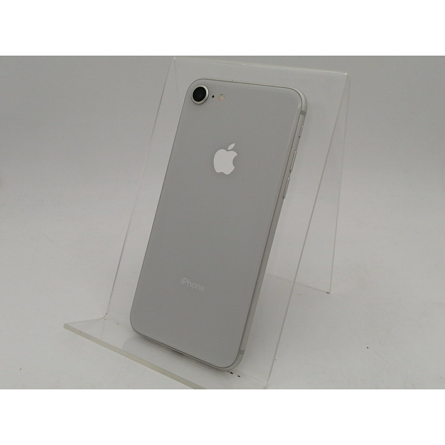 【中古】Apple docomo 【SIMロック解除済み】 iPhone 8 64GB シルバー MQ792J/A【なんば】保証期間1ヶ月【ランクB】
