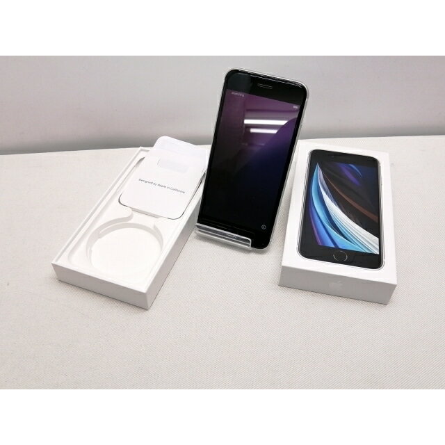 【中古】Apple docomo 【SIMロック解除済み】 iPhone SE（第2世代） 64GB ホワイト MHGQ3J/A（後期型番）【仙台駅東口】保証期間1ヶ月【ランクA】