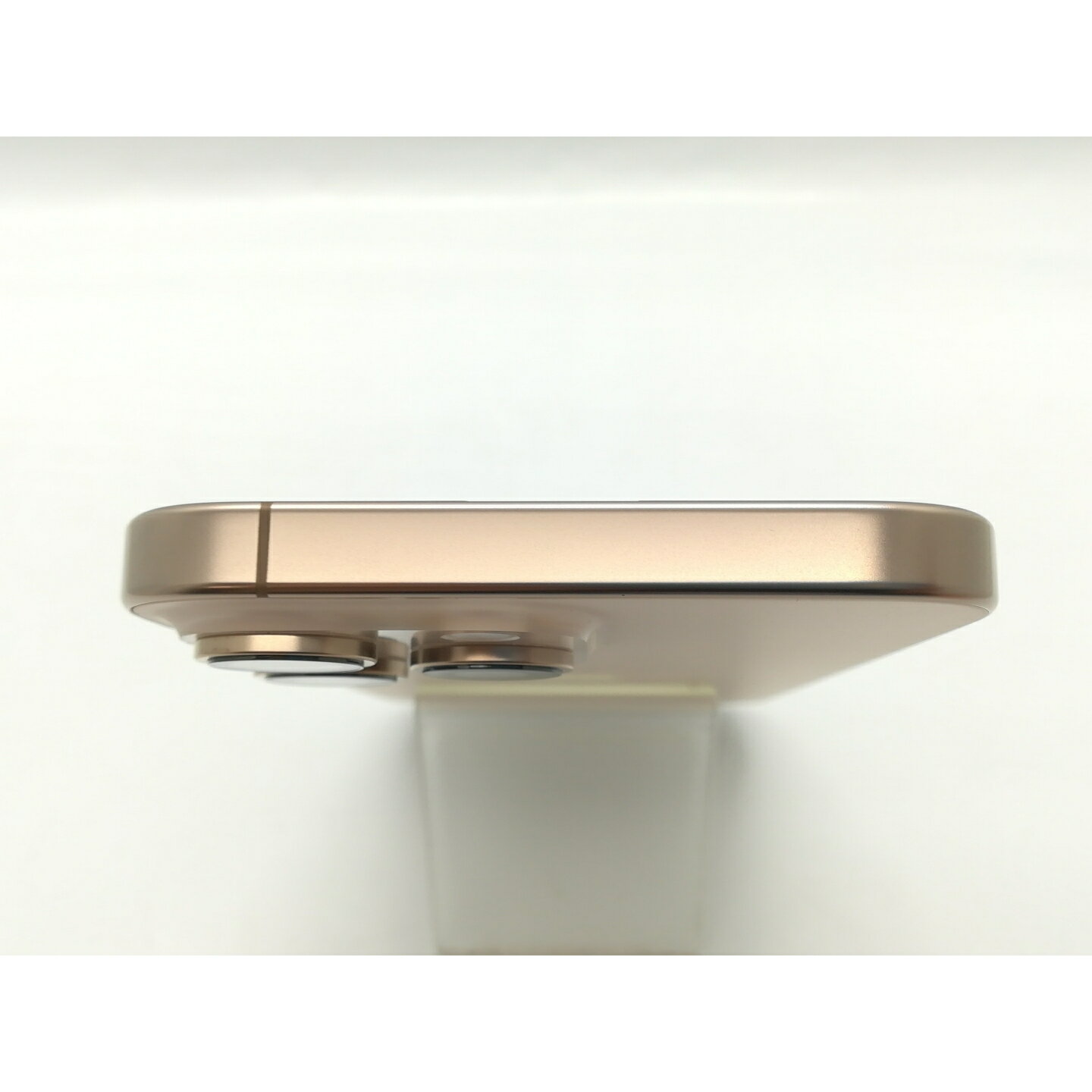 【中古】Apple 国内版 【SIMフリー】 iPhone 16 Pro Max 256GB デザートチタニウム MYWJ3J/A【秋葉4号】保証期間1ヶ月【ランクA】