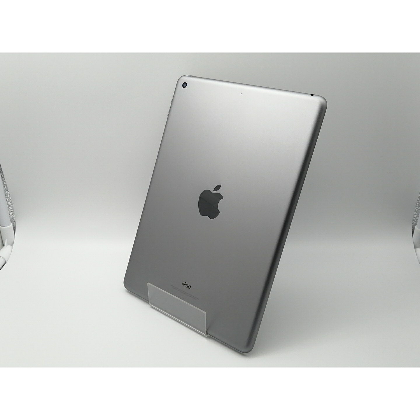 【中古】Apple 【Wi-Fi】 iPad(第5世代/2017) 32GB スペースグレイ MP2F2J/A【博多】保証期間1ヶ月【ランクC】
