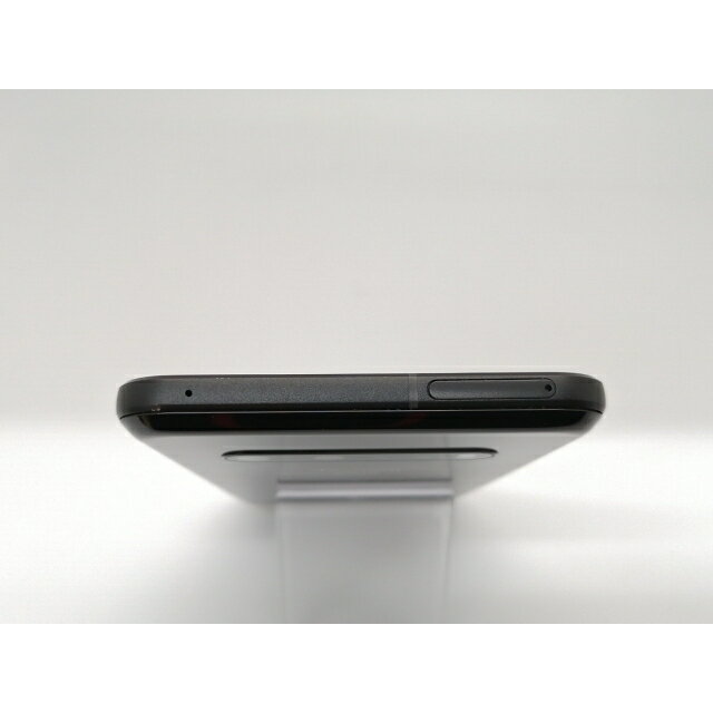 【中古】LG電子 docomo 【SIMロック解除済み】 LG V60 ThinQ 5G ザ ブラック 8GB 128GB L-51A【横浜】保証期間1ヶ月【ランクB】