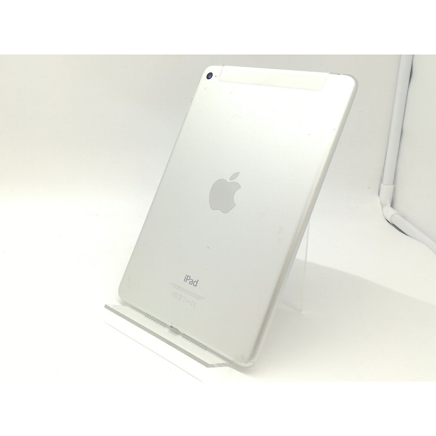 【中古】Apple au 【SIMロック解除済み】 iPad mini4(2015) 32GB シルバー MNWF2J/A【札幌】保証期間1週間【ランクC】