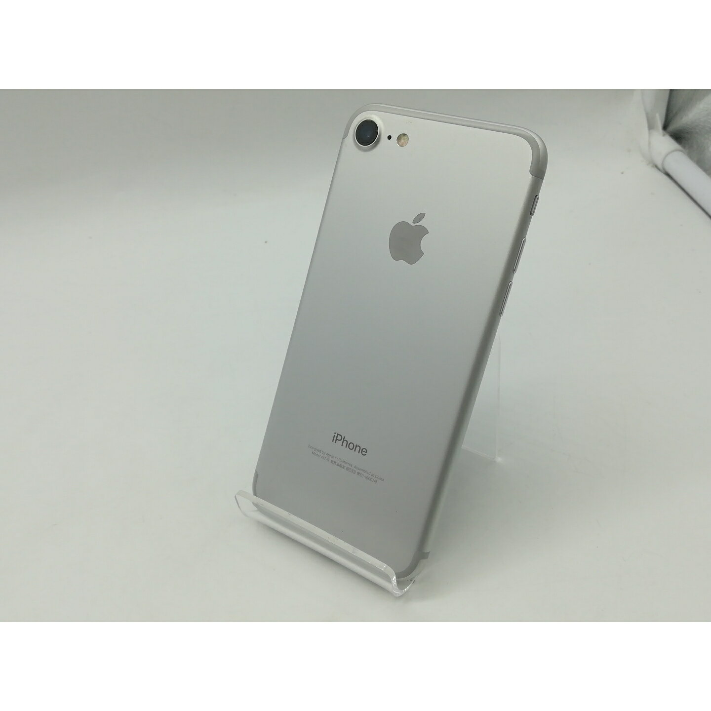 【中古】Apple SoftBank 【SIMロック解除済み】 iPhone 7 128GB シルバー MNCL2J/A【広島】保証期間1ヶ月【ランクC】(2)