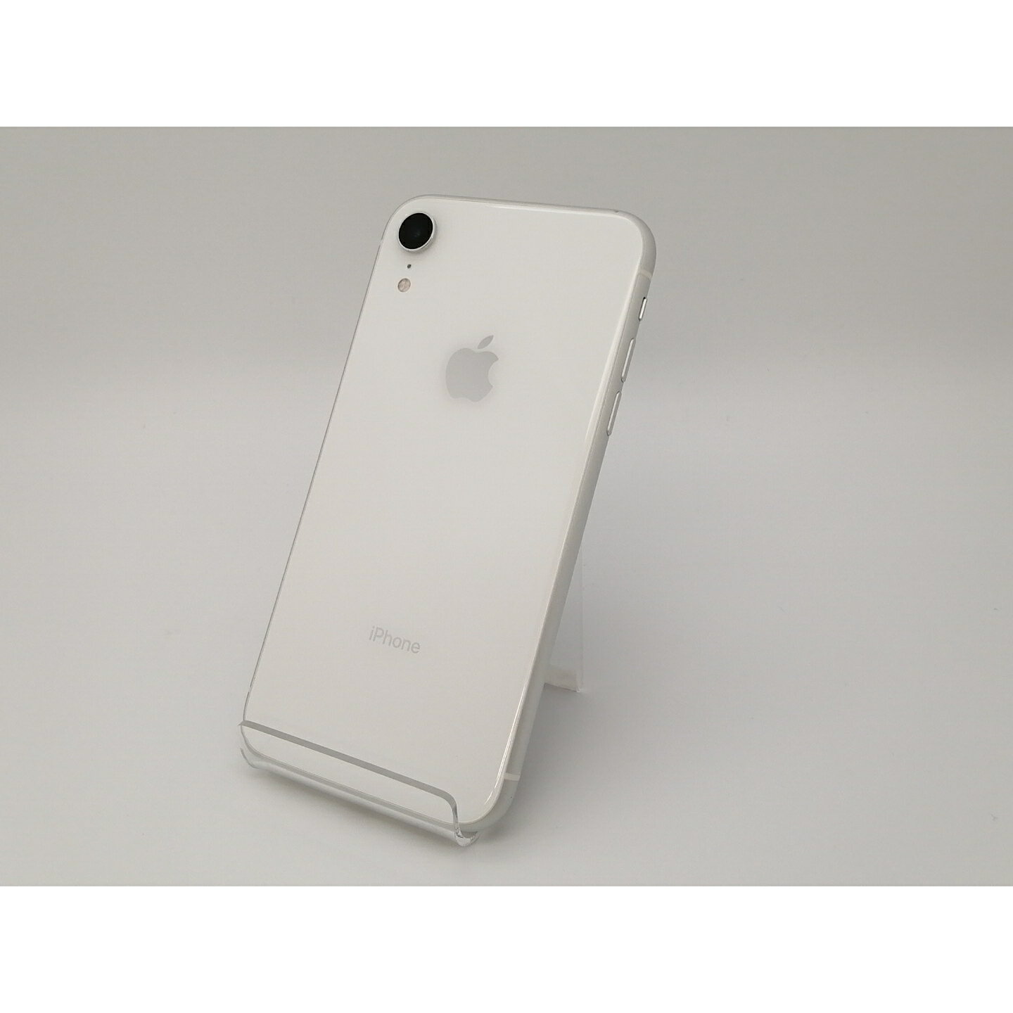【中古】Apple au 【SIMロック解除済み】 iPhone XR 64GB ホワイト MT032J/A【三宮センター】保証期間1ヶ月【ランクC】
