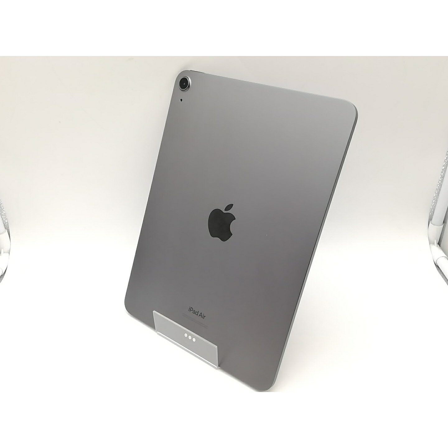 【中古】Apple 【Wi-Fi】 iPad Air(第5世代/2022) 64GB スペースグレイ MM9C3J/A【吉祥寺】保証期間1ヶ月【ランクC】