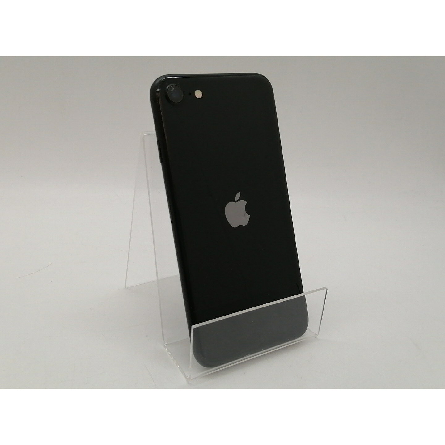 【中古】Apple docomo 【SIMロック解除済み】 iPhone SE（第2世代） 64GB ブラック MX9R2J/A【札幌南2条】保証期間1週間【ランクC】