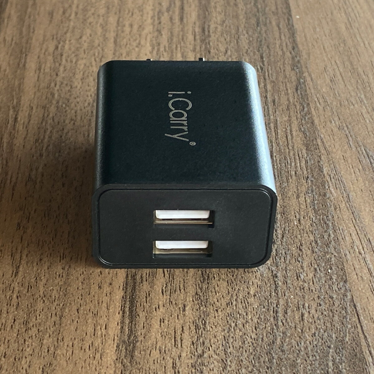 【おまとめ購入】通常700円rarr;590円こちらはホワイト2019発売】最大12W対応i.CarryUSB2ポートphone11急速充電器ACアダプタースマホiPadスマートICタブレット180日保証USBアダプタ充電器PSE認証コンセントアンドロイドスマホiphoneandroidUSB2口
