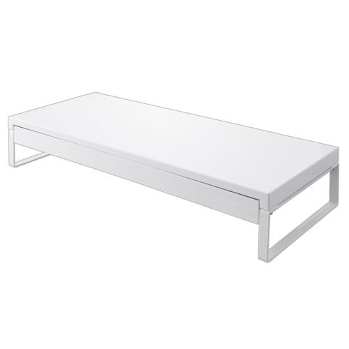 【代引不可】【イージャパンモール】【返品・交換・キャンセル・日時指定不可・法人（会社・企業）様限定】 必ず2通目のメールをご確認ください。 ※本商品は熨斗・包装（ラッピング）はお承り出来ない商品となります。 ※本商品はお届け先様名が法人（企業・会社）様宛ての場合のみお承りとなり、個人様宛てのご注文はお承りしておりませんので予めご了承くださいませ。 ※領収書につきましてはeメールにPDFファイルを添付してのご案内のみとなります。 ※本商品は【イージャパンショッピングモール】（イージャパンモール）の他の商品と同梱することは出来ません。※商品はご注文（ご決済）後、2-5営業日で発送（土・日・祝日除く）となります。※配送業者と契約がないため、送付先が沖縄・離島・一部地域の場合キャンセルとさせていただきます。※発送予定日は、在庫がある場合の予定日となります。 ※在庫がない場合には、キャンセルとさせて頂きます。 ※納期が遅れます場合には改めてご連絡させて頂きます。※本商品はメーカー取り寄せ商品となります。 流動在庫となりますためお手配時に在庫がない場合はキャンセルとさせていただきます。 在庫と納期のご確認が必要な場合は事前にお問い合わせください。 ※キャンセル・返品・交換・日時指定不可です。（平日のみのお届け） ※ご注文確定後でのお届け先の変更等はお承りできませんのでご注意ください。 ※本商品は法人（企業・会社）様限定商品となり、お届け先は「法人（企業・会社）様」に限ります。（個人様宛てへのお届けはお承りしておりません） 　お届け先に法人名が確認できる表札等がない場合、お届けをお承りすることができなくなっております。 　また、商品のお受取人様名に法人（企業・会社）様名をご記入いただけない場合もご注文をお承りできません。 ※置き配や宅配ボックスへの配送も承れませんので、お届け時にお留守でないようお願い致します。 ※沖縄・離島および一部地域へのお届けは出来ません。 ※商品のお写真はイメージ画像です。概要 机上のスペースを有効活用。 商品説明 ●充電コード用の穴が開いている、スマホスタンド機能も付いた引き出し付・白色の机上台です。小物収納としても便利。●スマートフォン等を引き出しに入れたまま充電できます。 仕様 寸法 W590×D250×H100mm 色 白 材質 本体：スチール、引出し：ABS樹脂、レール：硬質塩ビ その他仕様 ●内寸：W560×D250×H52mm●引き出し内寸：W537×D226×H30mm●耐荷重：15kg（等分布）●組立用工具付属 JANコード 4903419817657 【メーカー・製造または販売元】リヒトラブ【広告文責】株式会社イージャパンアンドカンパニーズ 072-875-6666《ご注意ください》 ※本商品はキャンセル・返品・交換・日時指定不可の商品です。 　不良品、内容相違、破損、損傷の場合は良品と交換いたします。 　但し、商品出荷より7日以上たった商品につきましては交換いたしかねますのでご注意ください。 ※商品がリニューアルしている場合、リニューアル後の商品をお届けします。 ※法人（企業・会社）様宛ての場合のみご注文をお承りしております。（個人様宛てへのお届けはお承りしておりません） 　配送の日時指定は出来ません。お届け時にお留守でないようお願い致します。[関連キーワード：文房具 事務用品 机上整理・収納用品]