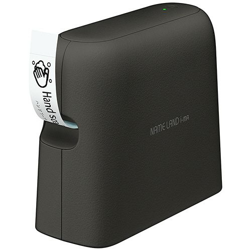 【イージャパンモール】【返品・交換・キャンセル不可】 必ず2通目のメールをご確認ください。 ※本商品は熨斗・包装（ラッピング）はお承り出来ない商品となります。※商品はご注文（ご決済）後、2-5営業日で発送（土・日・祝日除く）となります。※配送業者と契約がないため、送付先が北海道・沖縄の場合キャンセルとさせていただきます。※発送予定日は、在庫がある場合の予定日となります。 ※在庫がない場合には、キャンセルとさせて頂きます。 ※納期が遅れます場合には改めてご連絡させて頂きます。※本商品はメーカー取り寄せ商品となります。 流動在庫となりますためお手配時に在庫がない場合はキャンセルとさせていただきます。 在庫と納期のご確認が必要な場合は事前にお問い合わせください。 ※ご注文確定後でのキャンセルやお届け先の変更等はお承りできませんのでご注意ください。 また、交換・返品はお承りできません。 ※商品のお写真はイメージ画像です。概要 スマホ・PCどちらでも対応の高機能モデル。 商品説明 ●キーボードをなくし、使い慣れたスマホやパソコンでデザインするコンパクトなラベルライター。スタイリッシュなブラックモデルです。●付属ACアダプターまたは電池で駆動。場所を選ばずラベルを作成できます。●ハーフカット機能付きオートカッター搭載で、24mm幅テープまで対応。●専用アプリ（ラベル印刷ソフトLABELDESIGNMAKER2、LABELDESIGNMAKERforPC）を使ってラベルを簡単作成。●テンプレートから選んで印刷すれば、おすすめのレイアウトやフレームで手軽におしゃれな仕上がりになります。 仕様 寸法 W71×D173×H152.5mm 重量 約710g 色 ブラック 対応テープ幅 3.5〜24mm 最大印刷幅 18mm 最大印字行数 9行（24mm幅テープ使用時） 印字密度 200dpi 入力方式 スマホ（※iPadはiPhoneの互換モードで動作します。）、PC 書体 LABELDESIGNMAKER2書体（スマホ版）、LABELDESIGNMAKER書体（PC版）、スマホ・PC搭載書体 カッタータイプ ハーフカット機能付オートカッター インターフェース PC：USB、スマホ：BluetoothLowEnergy 電源 ACアダプター（同梱）または単3形アルカリ乾電池/充電式ニッケル水素電池×8本（別売） その他仕様 ●表現力：［絵文字・記号］1141種類（スマホ版）/1289種類（PC版）、［フレーム］56種類（スマホ版）/41種類（PC版）、［フォーマット］180種類（スマホ版）/682種類（PC版）、［バーコード・二次元バーコード印刷］あり、［拡大印刷］あり 付属品 ACアダプター、テープカートリッジ（18mm幅：1本）、専用USBケーブル 備考 ※重量は電池を除く。※寸法Hは足を含む。※本機で推奨する充電式ニッケル水素電池はeneloop（エネループ）です。※メーカーの都合によりパッケージ、仕様等が変更になる場合がございます。 シリーズ名 NAME　LAND JANコード 4549526702839 【メーカー・製造または販売元】カシオ【広告文責】株式会社イージャパンアンドカンパニーズ 072-875-6666《ご注意ください》 ※本商品はキャンセル・返品・交換不可の商品です。 ※商品の性質上、返品・交換・キャンセルはお受けできません。 　不良品、内容相違、破損、損傷の場合は良品と交換いたします。 　但し、商品到着から3日以内にご連絡をいただけない場合、交換いたしかねますのでご注意ください。 ※商品がリニューアルしている場合、リニューアル後の商品をお届けします。[関連キーワード：事務機器・家電・電池]