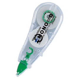 【イージャパンモール】 必ず2通目のメールをご確認ください。※商品はご注文（ご決済）後、2-3営業日で発送（土・日・祝日除く）となります。※配送業者と契約がないため、送付先が北海道・沖縄・離島の場合キャンセルとさせていただきます。※発送予定日は、在庫がある場合の予定日となります。 ※在庫がない場合には、キャンセルとさせて頂きます。 ※納期が遅れます場合には改めてご連絡させて頂きます。※商品の写真はイメージです。 ※お手元に届く商品は、商品名に記載してある色・柄・型番の商品が届きます。 　ご注文のキャンセルおよびご返品がお承りできない商品となるため、ご注文の際には必ずご確認ください。 ※本商品はのし・ラッピング包装はお承りできない商品となります。小さなボディに高機能が詰まった修正テープ。 本体サイズ/27×18×73mm 材質/本体：PS樹脂 商品種別：（1）4.2mm幅【メーカー・製造または販売元】トンボ鉛筆【広告文責】株式会社イージャパンアンドカンパニーズ 072-875-6666《ご注意ください》 ※本商品はキャンセル・返品・交換不可の商品です。 ※商品の性質上、返品・交換・キャンセルはお受けできません。 　不良品、内容相違、破損、損傷の場合は良品と交換いたします。 　但し、商品到着から3日以内にご連絡をいただけない場合、交換いたしかねますのでご注意ください。 ※商品がリニューアルしている場合、リニューアル後の商品にてお届けとなる場合がございます。[関連キーワード：文具・事務用品　修正具]修正テープ　モノCC（6m）5mm幅　はコチラ　>>修正テープ　モノCC（6m）6mm幅　はコチラ　>>