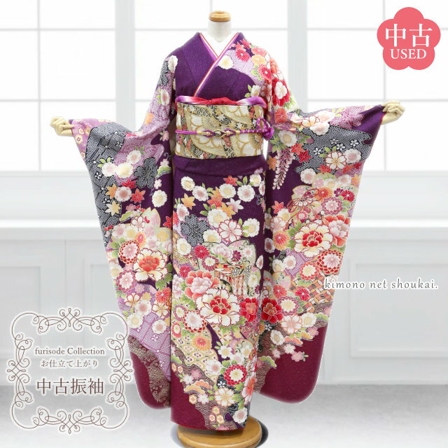 【送料無料】【中古】 振袖 正絹(中古 ランクA 深紫 牡丹 御所車)お仕立て上がり 単品 成人式 古典 結婚式 卒業式 結納 レトロモダン【沖縄配送不可】