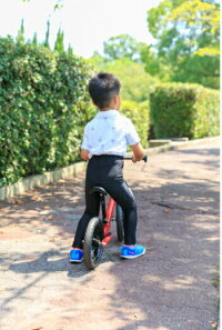 apt’キッズこども向けランバイク用パッド付きサイクルパンツ