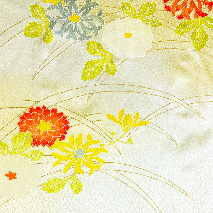 Rakuten - 【中古】淡い黄色地に大柄の菊花が美しい着物はぎれ