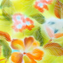 【新入荷】【中古】黄緑色地に花々がぼかし染められた着物はぎれ