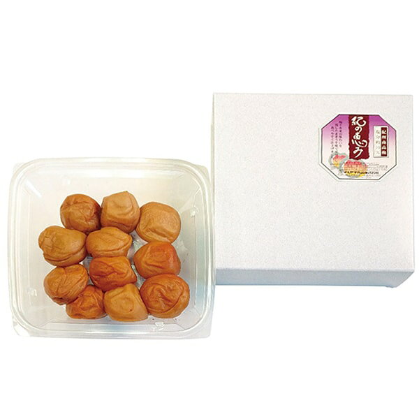 ●商品名/紀州産 南高梅 うす塩 紀の恵み 250g 塩分10% 2060252●商品内容/紀州産うす塩南高梅｢紀の恵み｣250g(塩分10％)●箱サイズ/約17×5×17cm●重量/約350g●賞味期限/製造日より常温約360日●生産国/日本梅の銘店「味覚庵」がお届けする紀州産のうす塩南高梅です。梅の本場、紀州和歌山県の完熟した南高梅を梅本来の味わいを活かしたままうす塩に仕上げました。様々なお料理に、お酒のお供に焼酎のお湯割りにと、幅広くお使いいただけます。自然な味わいが特徴の逸品です。※メーカー都合により、デザイン・内容等が変更になる場合がございます。ギフトのことならジャパンギフトにおまかせ下さい。様々なギフトシーンに。内祝 内祝い お祝い返し ウエディング ウェディングギフト ブライダルギフト 引き出物 引出物 結婚引き出物 結婚引出物 結婚内祝い 出産内祝い 命名内祝い 入園内祝い 入学内祝い 卒園内祝い 卒業内祝い 就職内祝い 新築内祝い 引越し内祝い 快気内祝い 開店内祝い 二次会 披露宴 お祝い 御祝 結婚式 結婚祝い 出産祝い 初節句 七五三 入園祝い 入学祝い 卒園祝い 卒業祝い 成人式 就職祝い 昇進祝い 新築祝い 上棟祝い 引っ越し祝い 引越し祝い 開店祝い 退職祝い 快気祝い 全快祝い 初老祝い 還暦祝い 古稀祝い 喜寿祝い 傘寿祝い 米寿祝い 卒寿祝い 白寿祝い 長寿祝い 金婚式 銀婚式 ダイヤモンド婚式 結婚記念日 ギフト ギフトセット セット 詰め合わせ 贈答品 お返し お礼 御礼 ごあいさつ ご挨拶 御挨拶 プレゼント お見舞い お見舞御礼 お餞別 引越し 引越しご挨拶 記念日 誕生日 父の日 母の日 敬老の日 記念品 卒業記念品 定年退職記念品 ゴルフコンペ コンペ景品 景品 賞品 粗品 お香典返し 香典返し 志 満中陰志 弔事 会葬御礼 法要 法要引き出物 法要引出物 法事 法事引き出物 法事引出物 忌明け 四十九日 七七日忌明け志 一周忌 三回忌 回忌法要 偲び草 粗供養 初盆 供物 お供え お中元 御中元 お歳暮 御歳暮 お年賀 御年賀 残暑見舞い 年始挨拶 人気 老舗 話題 のし無料 メッセージカード無料 ラッピング無料 大量注文 福袋などギフト以外のご自宅用商品も多数。バレンタインデー バレンタイン ひなまつり ホワイトデー 七夕 ハロウィン 七五三 クリスマスなどのイベント用ギフトも。年代別 10代 20代 30代 40代 50代 60代 70代 80代 90代まで幅広く取り揃え。ご予算別には100円 500円 1000円 1500円 2000円 2500円 3000円 4000円 7000円 5000円 10000円 15000円 30000円など低額から高額品まで。