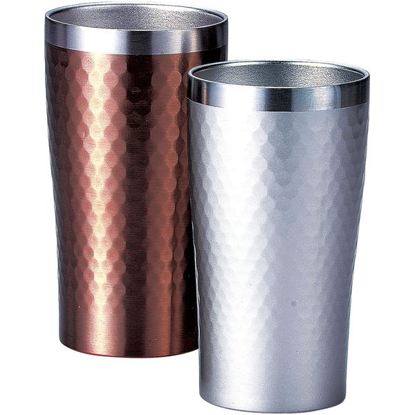 ●商品名/リュクス ペアメタルサーモタンブラー 29827●商品内容/タンブラー:直径約7.5×13cm(340ml)×2●箱サイズ/約15×16×8cm●重量/約400g●材質/ステンレス(真空断熱構造)●生産国/中国飲み頃温度をキープする真空断熱構造。 リュクスメタルサーモは、ステンレスの二重構造。本体内側と外側の間は、真空構造になっています。その為、熱が外に伝わりにくいので、冷たいものも温かいものも飲み頃温度を保ちます。※メーカー都合により、デザイン・内容等が変更になる場合がございます。 ギフトのことならジャパンギフトにおまかせ下さい。様々なギフトシーンに。内祝 内祝い お祝い返し ウエディング ウェディングギフト ブライダルギフト 引き出物 引出物 結婚引き出物 結婚引出物 結婚内祝い 出産内祝い 命名内祝い 入園内祝い 入学内祝い 卒園内祝い 卒業内祝い 就職内祝い 新築内祝い 引越し内祝い 快気内祝い 開店内祝い 二次会 披露宴 お祝い 御祝 結婚式 結婚祝い 出産祝い 初節句 七五三 入園祝い 入学祝い 卒園祝い 卒業祝い 成人式 就職祝い 昇進祝い 新築祝い 上棟祝い 引っ越し祝い 引越し祝い 開店祝い 退職祝い 快気祝い 全快祝い 初老祝い 還暦祝い 古稀祝い 喜寿祝い 傘寿祝い 米寿祝い 卒寿祝い 白寿祝い 長寿祝い 金婚式 銀婚式 ダイヤモンド婚式 結婚記念日 ギフト ギフトセット セット 詰め合わせ 贈答品 お返し お礼 御礼 ごあいさつ ご挨拶 御挨拶 プレゼント お見舞い お見舞御礼 お餞別 引越し 引越しご挨拶 記念日 誕生日 父の日 母の日 敬老の日 記念品 卒業記念品 定年退職記念品 ゴルフコンペ コンペ景品 景品 賞品 粗品 お香典返し 香典返し 志 満中陰志 弔事 会葬御礼 法要 法要引き出物 法要引出物 法事 法事引き出物 法事引出物 忌明け 四十九日 七七日忌明け志 一周忌 三回忌 回忌法要 偲び草 粗供養 初盆 供物 お供え お中元 御中元 お歳暮 御歳暮 お年賀 御年賀 残暑見舞い 年始挨拶 人気 老舗 話題 のし無料 メッセージカード無料 ラッピング無料 大量注文 福袋などギフト以外のご自宅用商品も多数。バレンタインデー バレンタイン ひなまつり ホワイトデー 七夕 ハロウィン 七五三 クリスマスなどのイベント用ギフトも。年代別 10代 20代 30代 40代 50代 60代 70代 80代 90代まで幅広く取り揃え。ご予算別には100円 500円 1000円 1500円 2000円 2500円 3000円 4000円 7000円 5000円 10000円 15000円 30000円など低額から高額品まで。