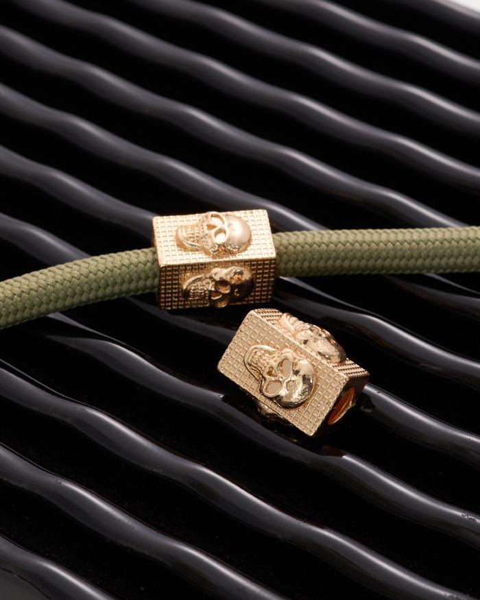 メタル ループエンド 通す穴直径約6MM JPC118-4