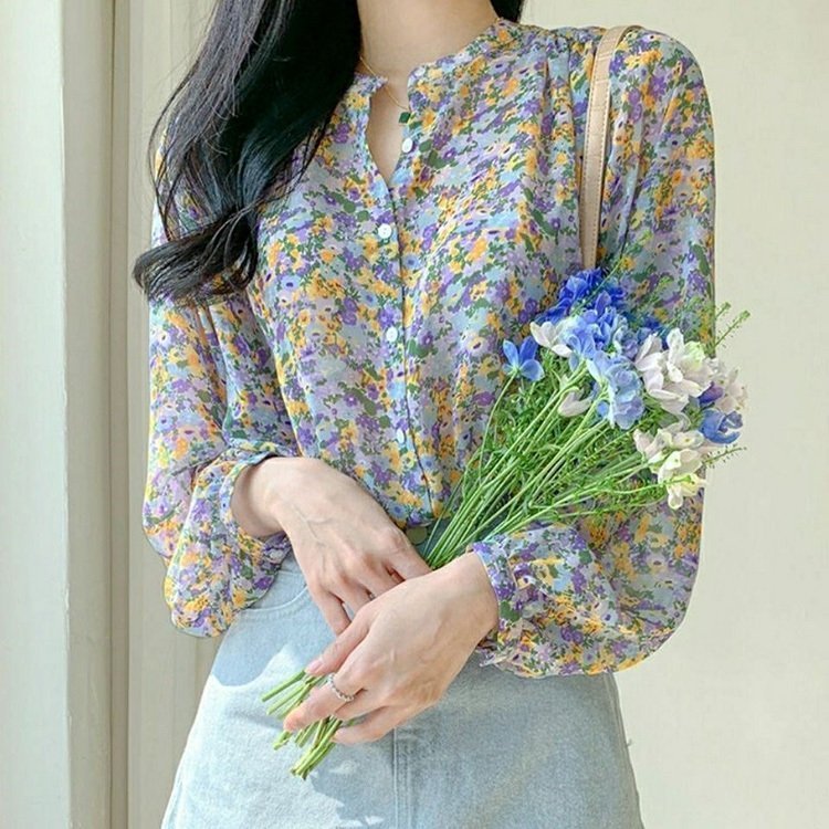Rakuten - ブラウス レディース きれいめ 40代 春夏秋新作 オシャレブラウス 花柄シフォンシャツ 長袖トップス Vネックブラウス 大人 通勤 ゆったりシャツ 韓国風 オフィス 通勤 シンプル 上品 おしゃれ 可愛い