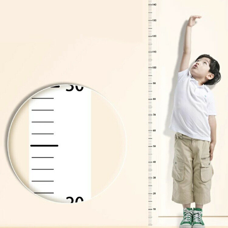 ジャパンSelectの3枚セット 身長計 ウォールステッカー 測定範囲0-200cm 透明 目立たない 子供身長計 ステッカー 剥がせる キッズ メジャー 一体型 精度高い 大人 子供 身長測定 貼ってはがせる はっきりした目盛り 測りやすい 取り付け簡単 防水 賃貸ok 幼稚園 保育園 おうち 送料無料｜アングル3