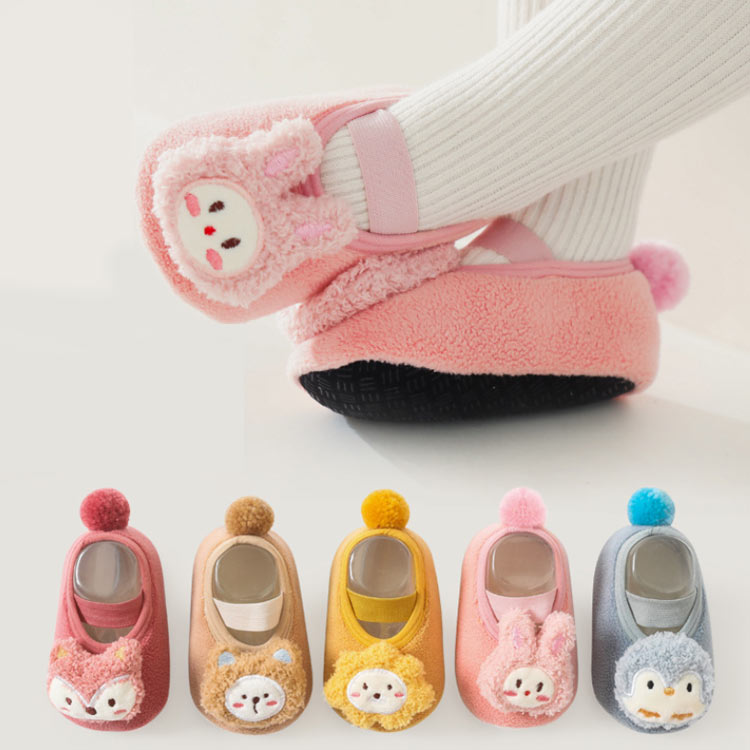 ジャパンSelectのあったか スリッパ 靴 もこもこ 2足セット 冷え対策 靴 子供 ベビーシューズ ファーストシューズ ベビー ベビー フェイクファー スリッポン 室内履き うさ耳 あったか 2足セット 子供スリッパ 室内スリッパ ウサギ 冬 キッズ 暖かい 動物 防寒対策 可愛い 女児｜アングル2