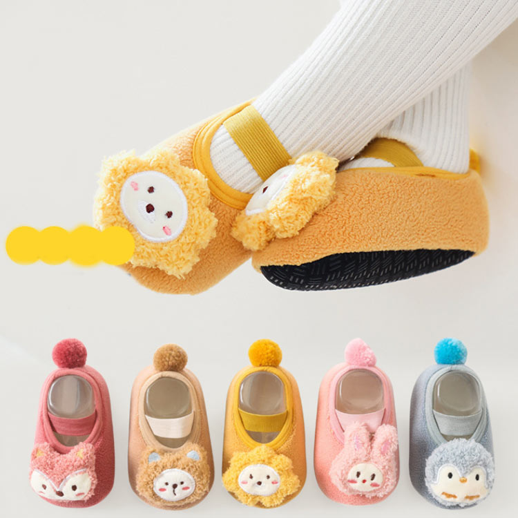 ジャパンSelectのあったか スリッパ 靴 もこもこ 2足セット 冷え対策 靴 子供 ベビーシューズ ファーストシューズ ベビー ベビー フェイクファー スリッポン 室内履き うさ耳 あったか 2足セット 子供スリッパ 室内スリッパ ウサギ 冬 キッズ 暖かい 動物 防寒対策 可愛い 女児｜アングル3