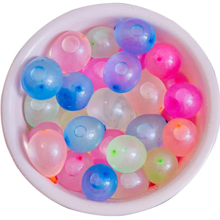 ジャパンSelectの水風船マジックバルーン333個（37個×9束）お風呂のおもちゃ補充用500個水風船付き水爆弾水遊び一気に作れる自動的に完成水を入れて投げ合う子供玩具バーベキューイベント用品ウォーターボールウォーターゲーム親子ゲーム夏祭り夏の日パーティー｜アングル3