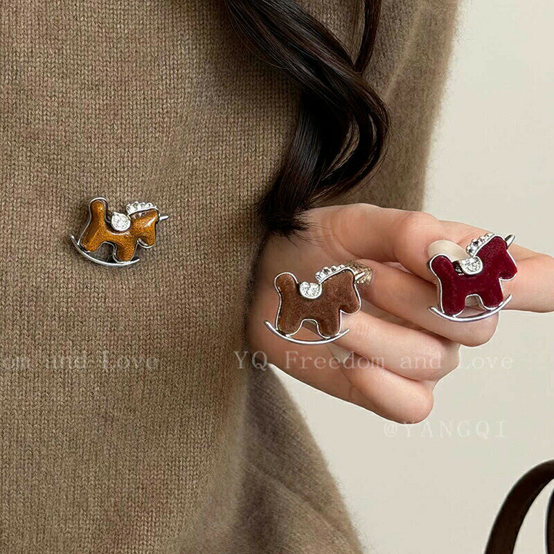 Rakuten - アクセサリー馬ブローチかわいいギフト高級感オリジナルビーズ刺繍エレガントファッション雑貨オートクチュールレディーストレンド